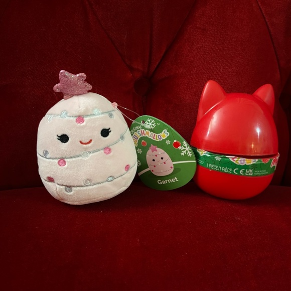 Garnet The Pink Christmas Tree Squishmallow Mystery Egg 2023 4” tall HTF - Picture 3 of 3